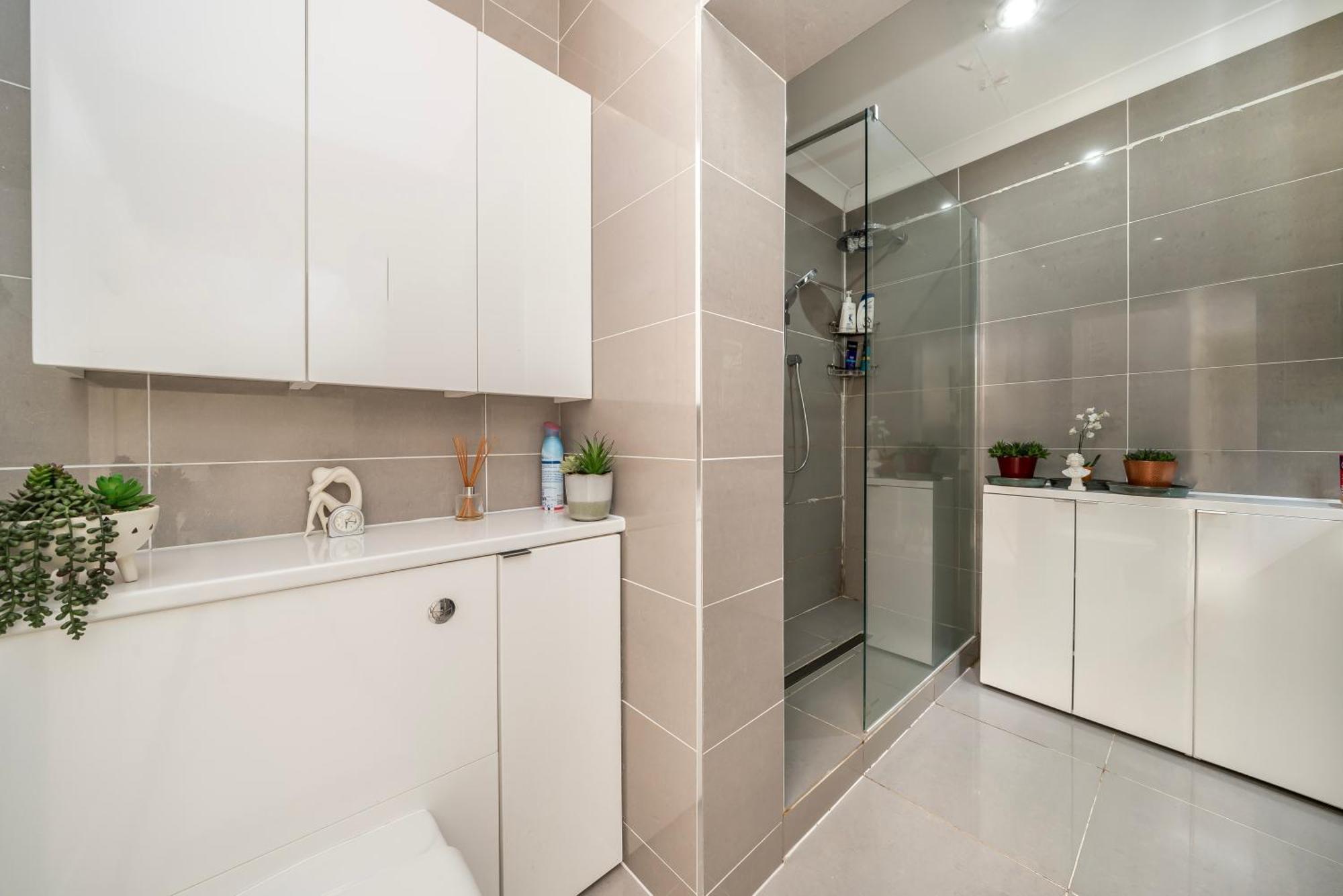 Serene Spacious Room Staines-upon-Thames Esterno foto